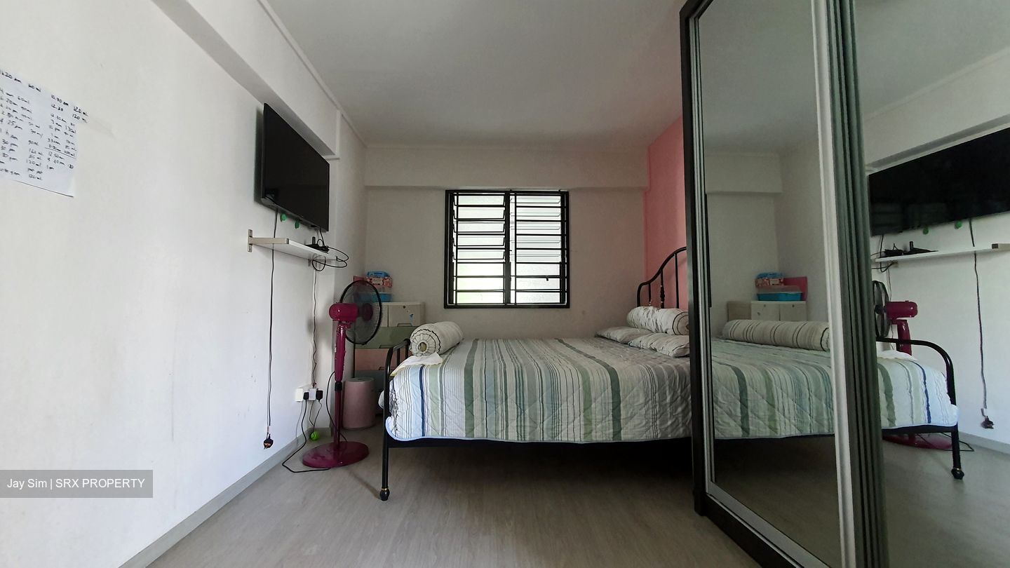 Hougang Avenue 1 thumbnail photo